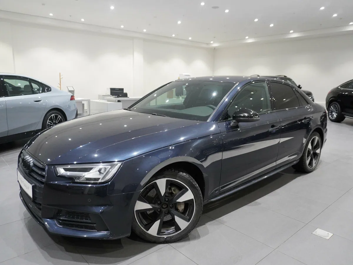 Audi A4 V (B9)