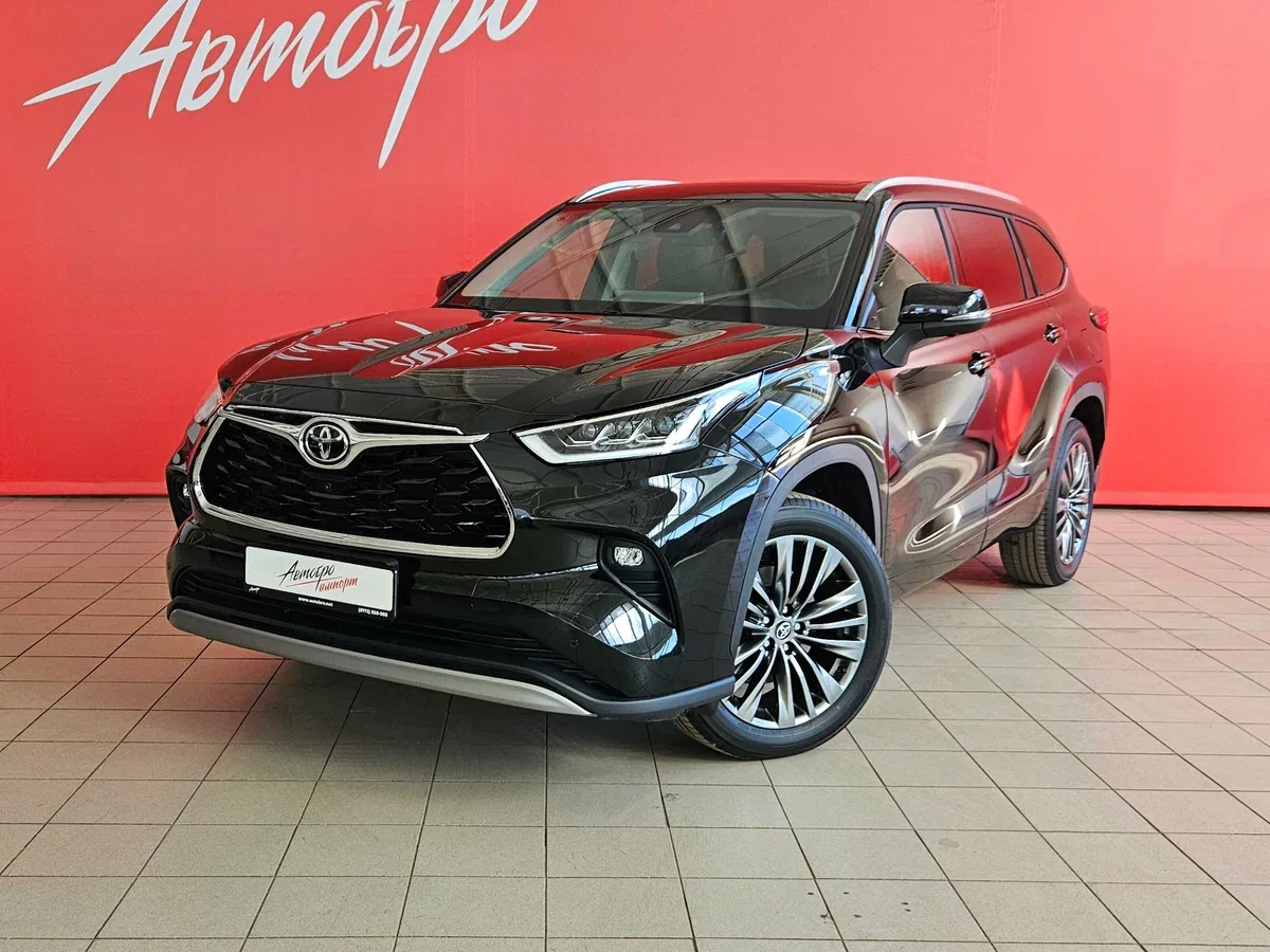 Toyota Highlander IV (U70)