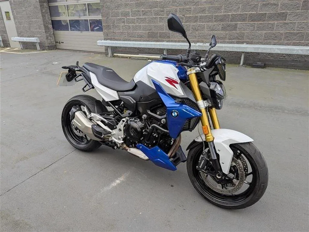 BMW F 900 R
