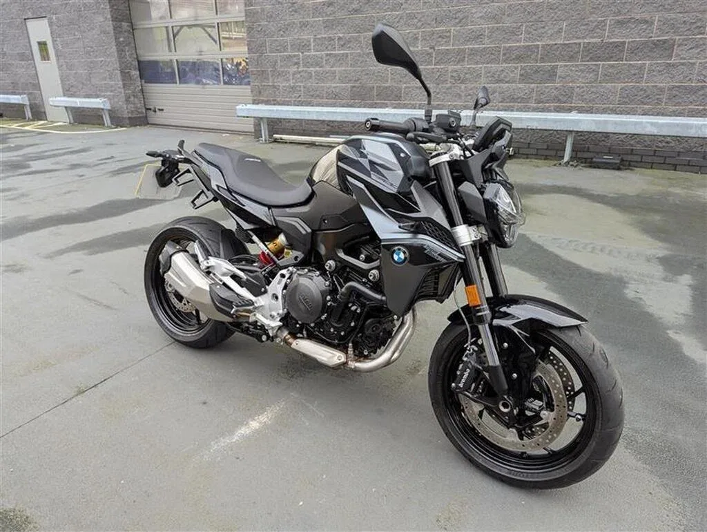BMW F 900 R