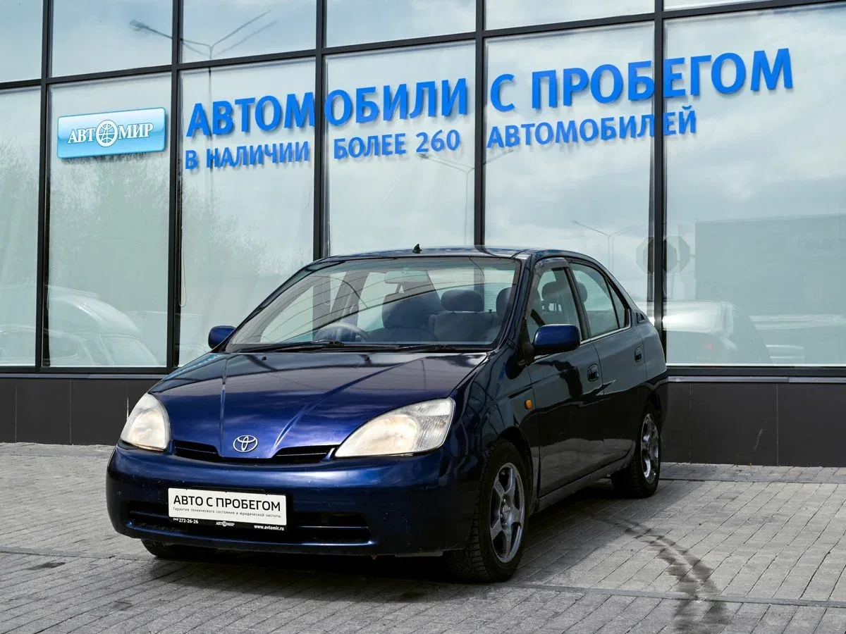 Toyota Prius I Рестайлинг (XW10)