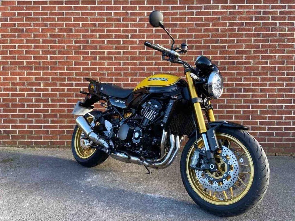 Kawasaki Z900RS
