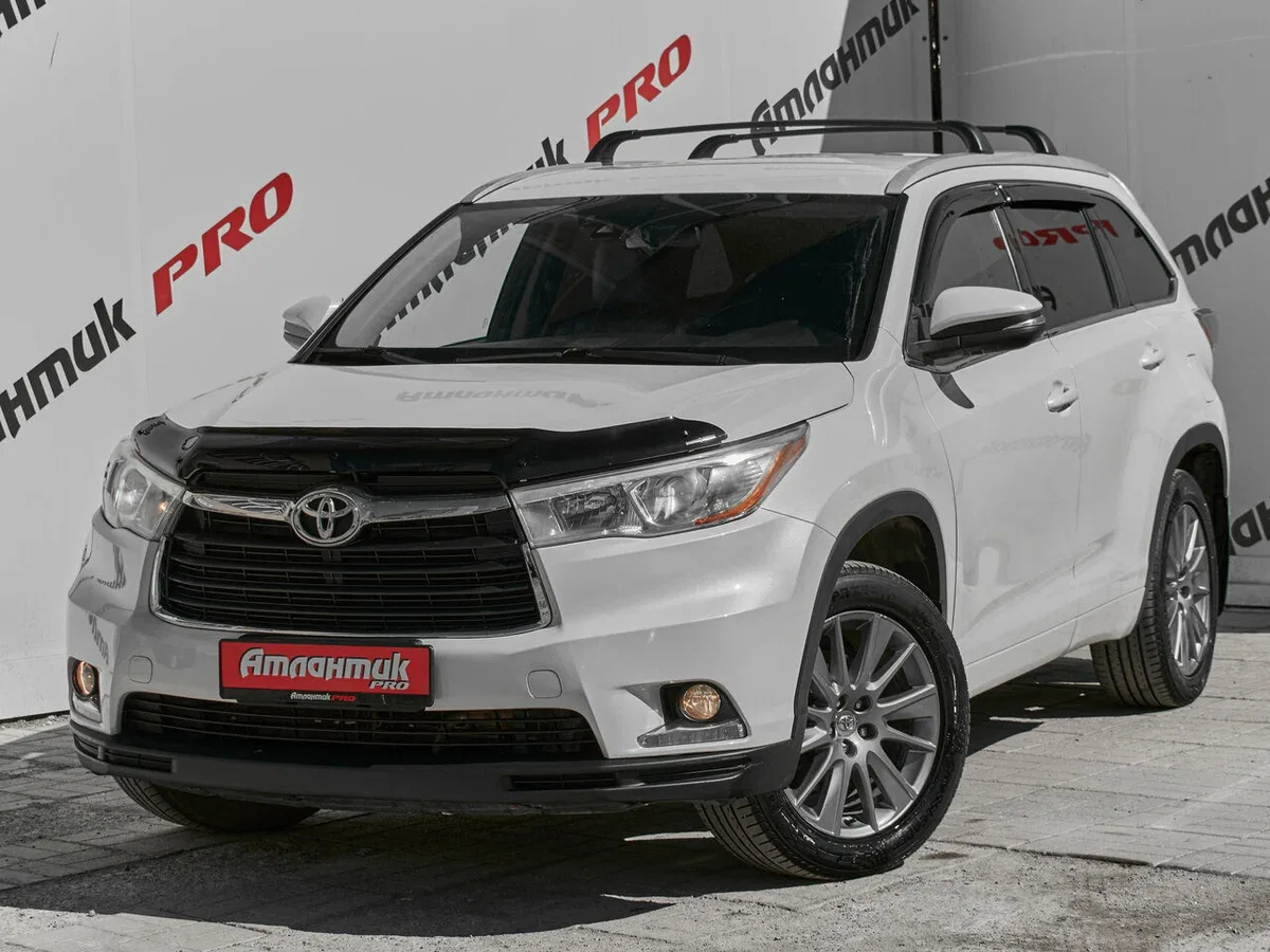 Toyota Highlander III (U50)