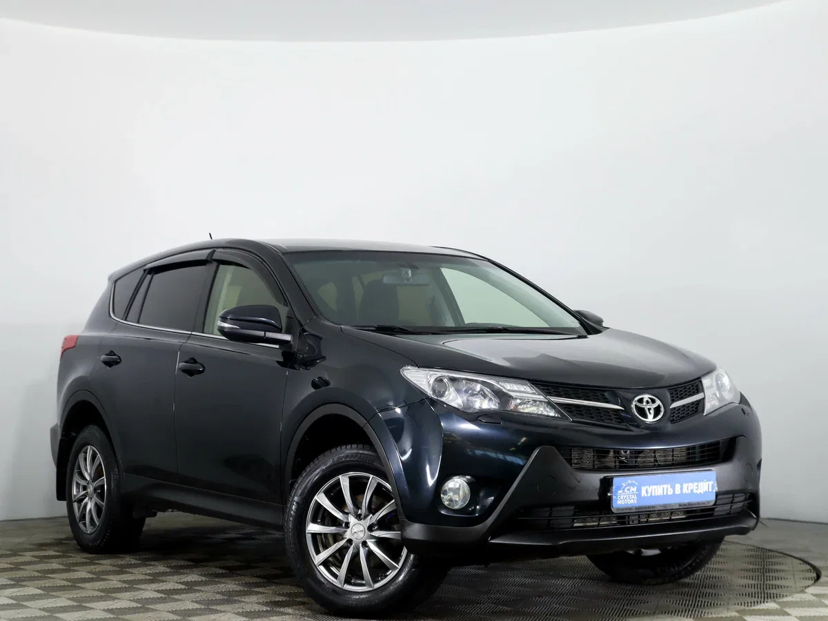 Toyota RAV4 IV (XA40)