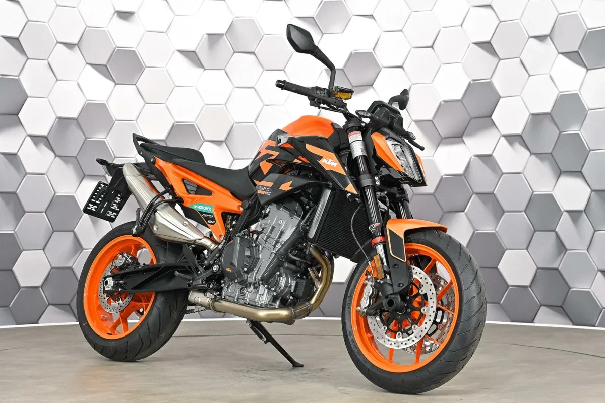 KTM AG 890 Duke GP