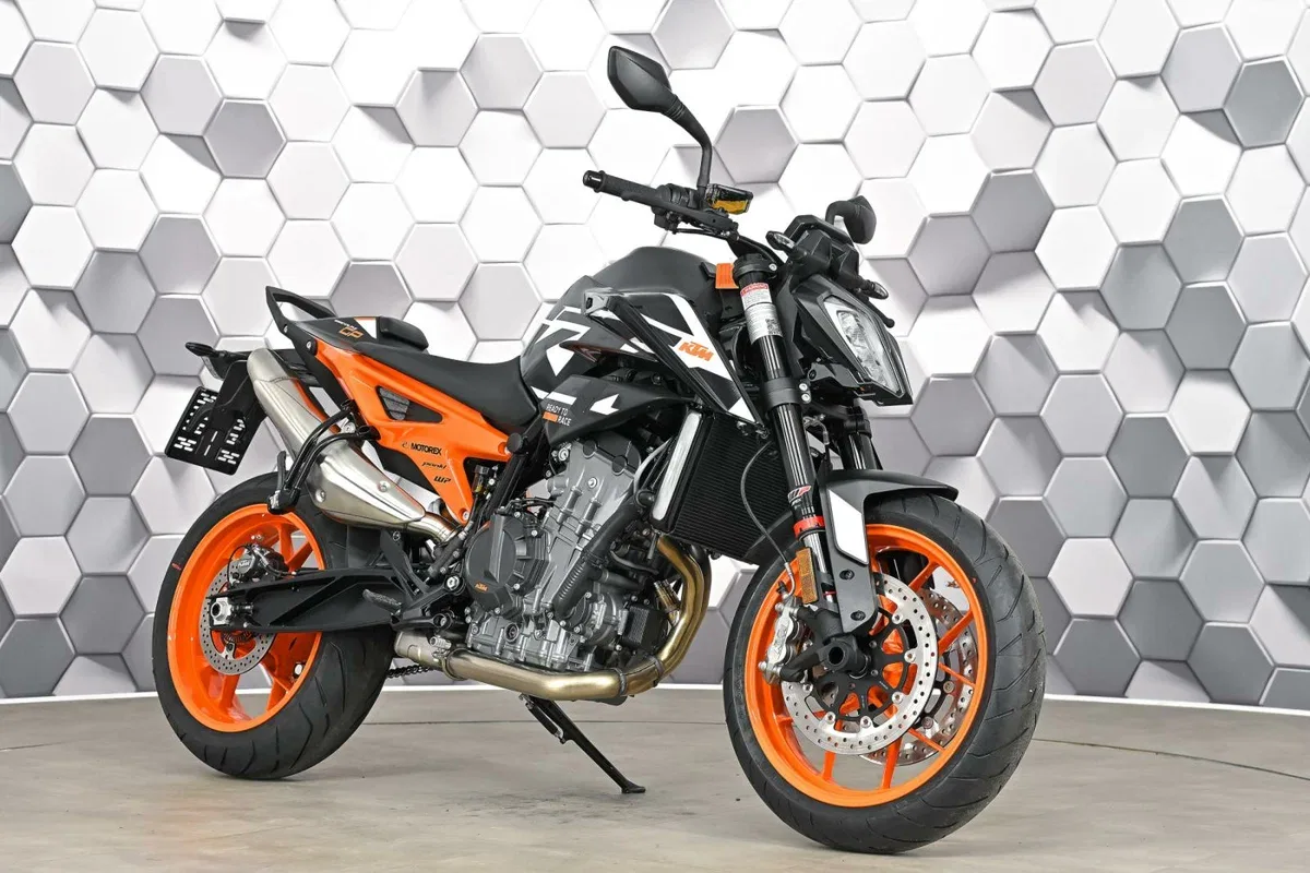 KTM AG 890 Duke GP
