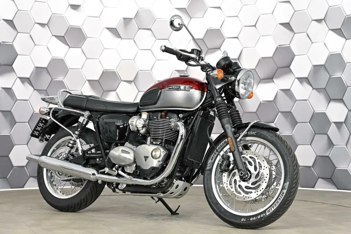 Triumph Bonneville T120