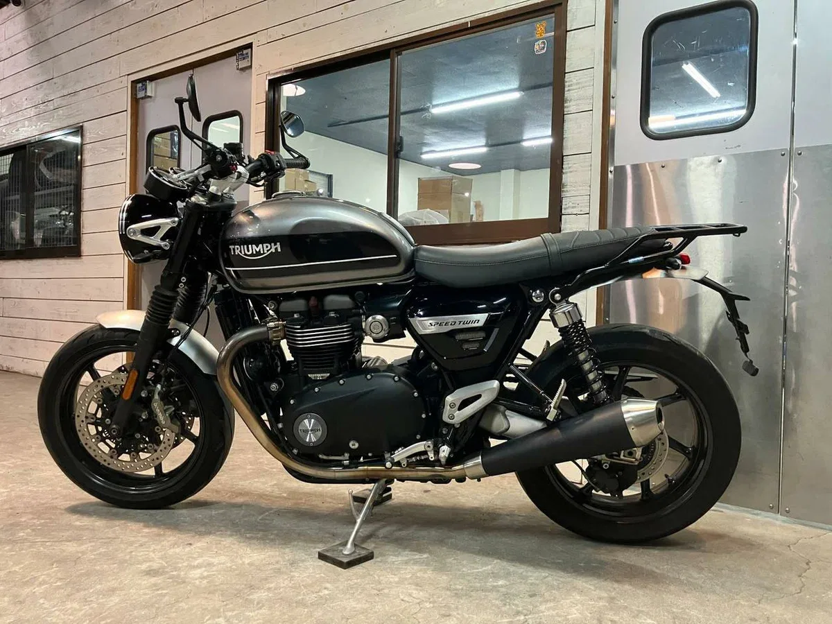 Triumph Speed Twin