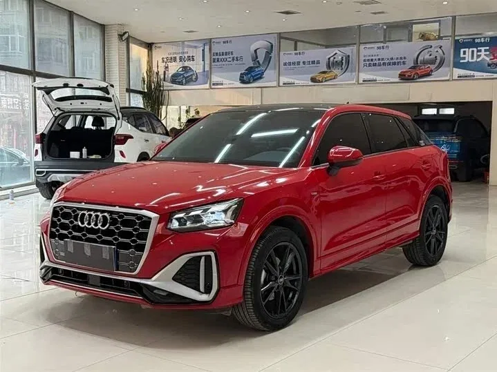 Audi Q2 L 35 TFSI I Рестайлинг