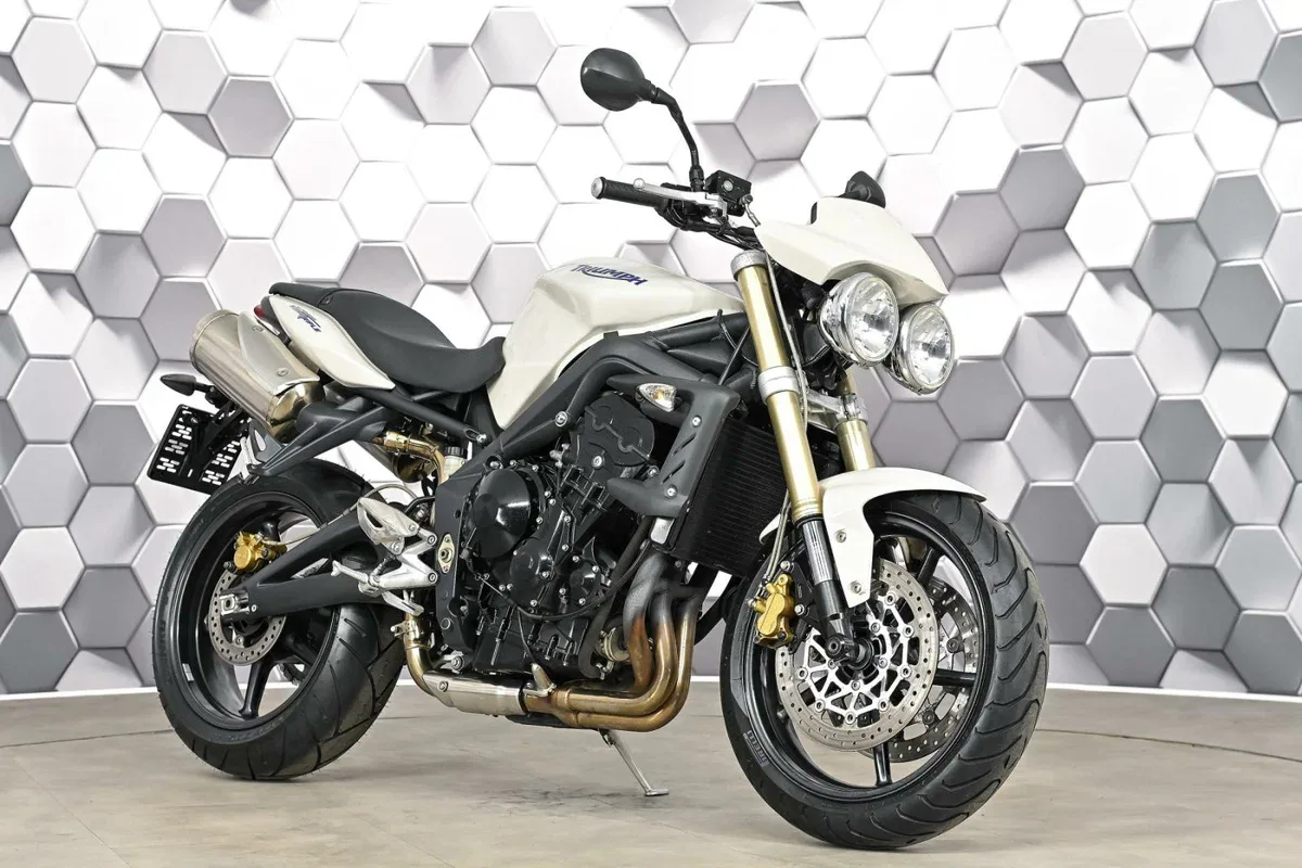 Triumph Street Triple