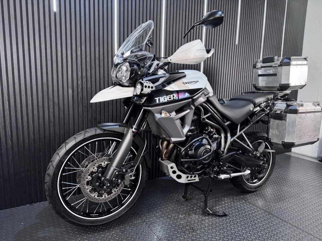Triumph Tiger 800