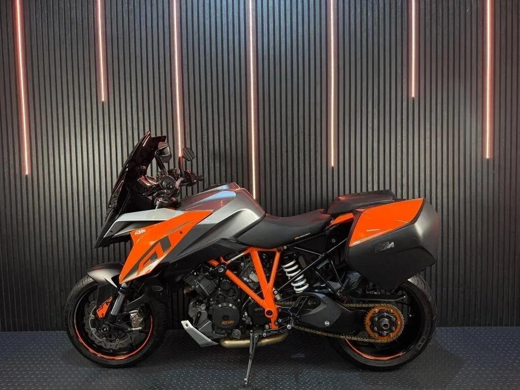 KTM AG 1290 Super Duke GT