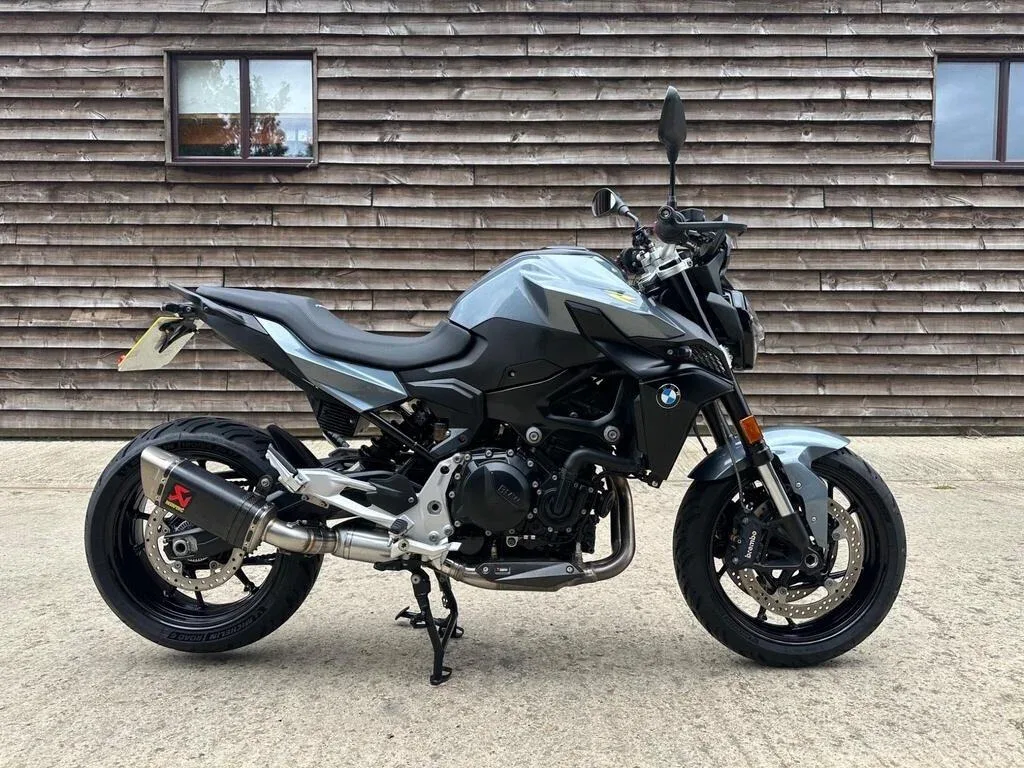 BMW F 900 R