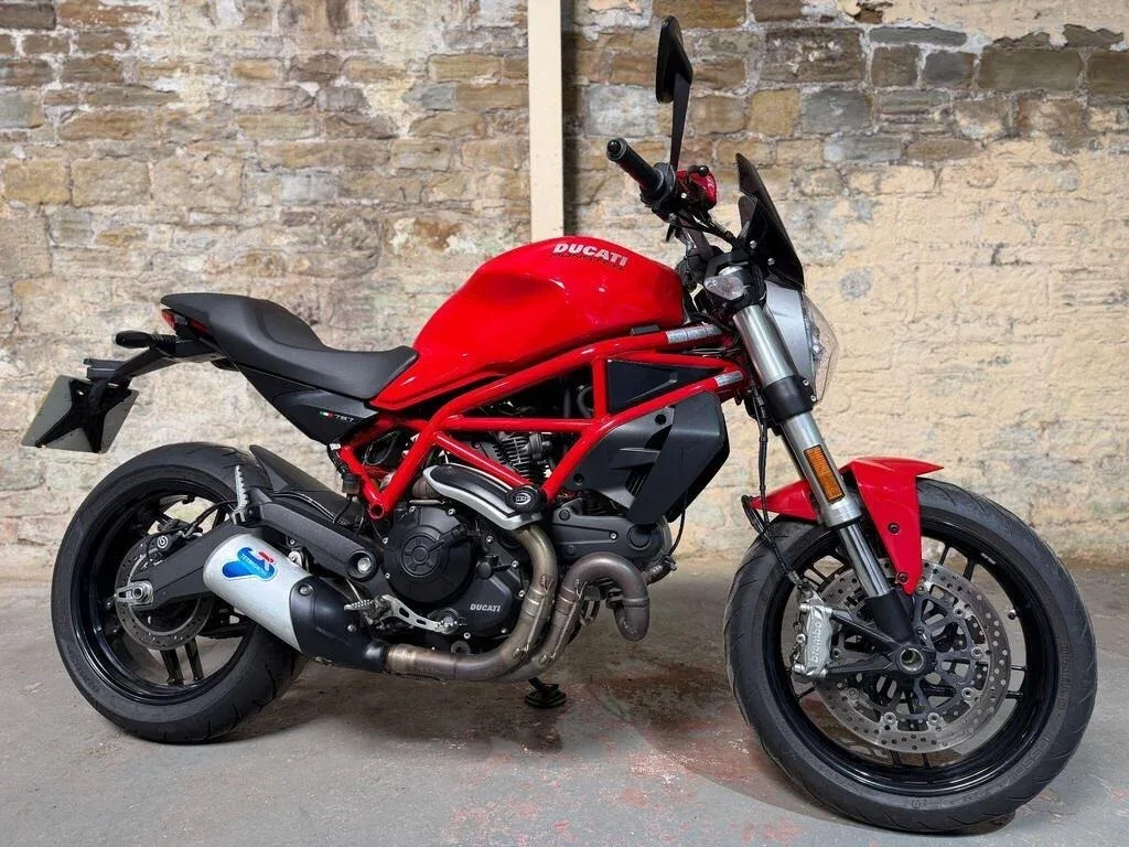 Ducati Monster 797