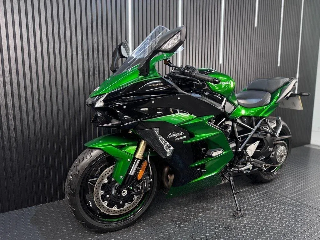Kawasaki Ninja H2 SX