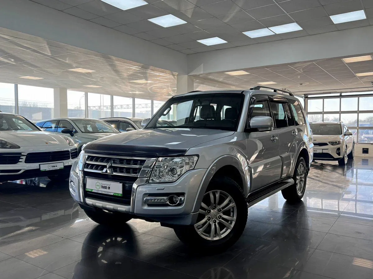 Mitsubishi Pajero IV Рестайлинг 2