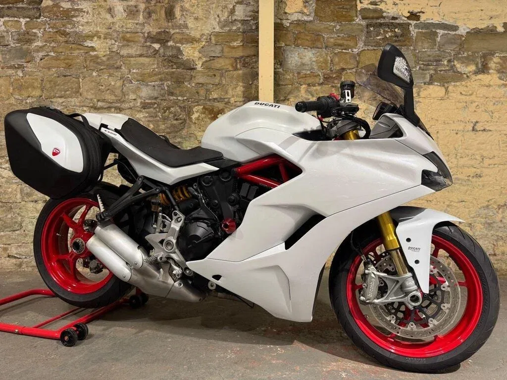 Ducati SuperSport