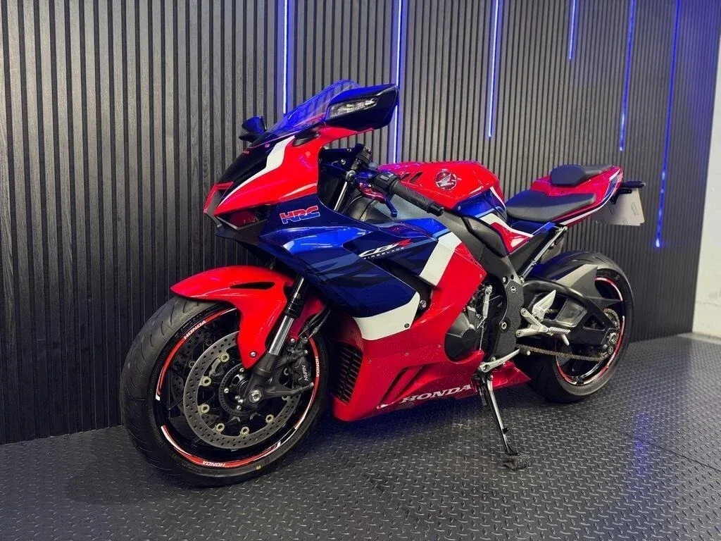 Honda CBR1000RR Fireblade
