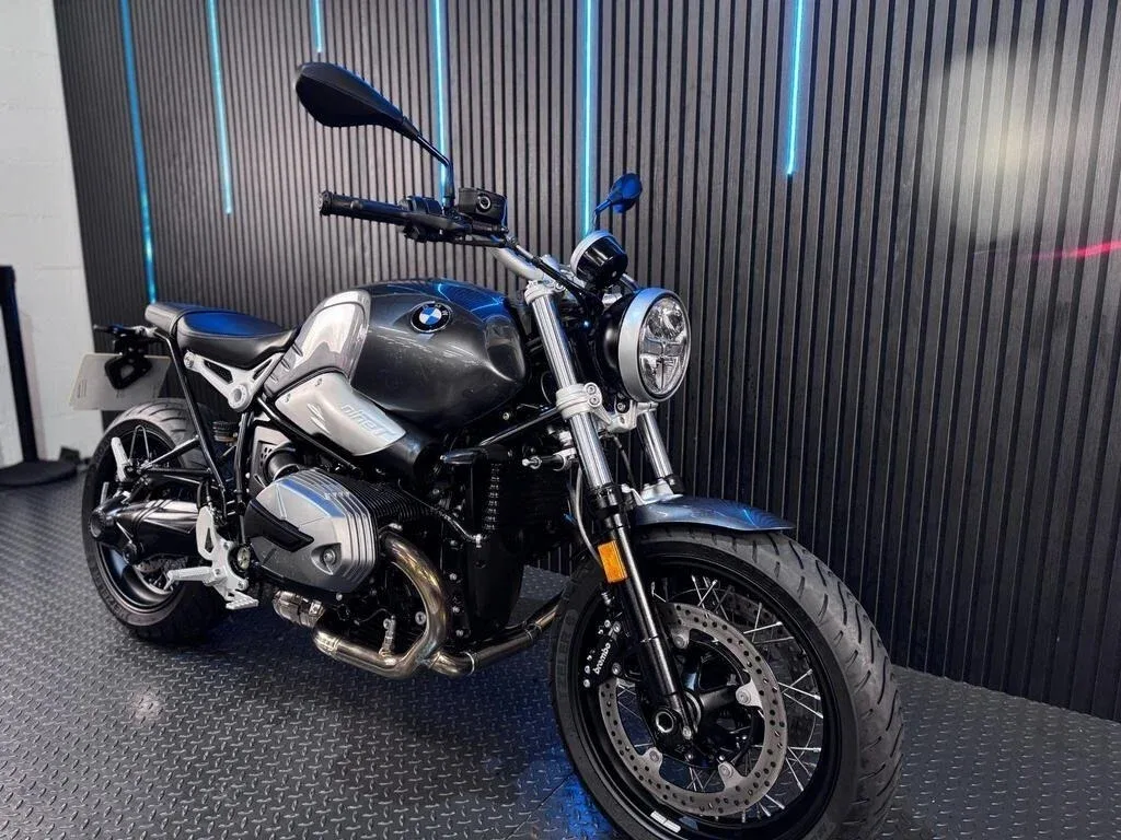 BMW R nine T Pure
