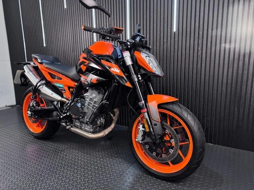 KTM AG 890 Duke GP