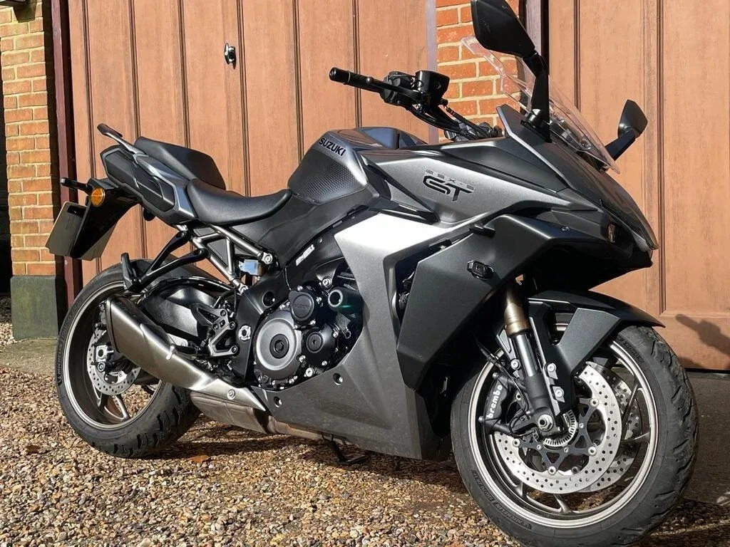 Suzuki GSX-S1000GT