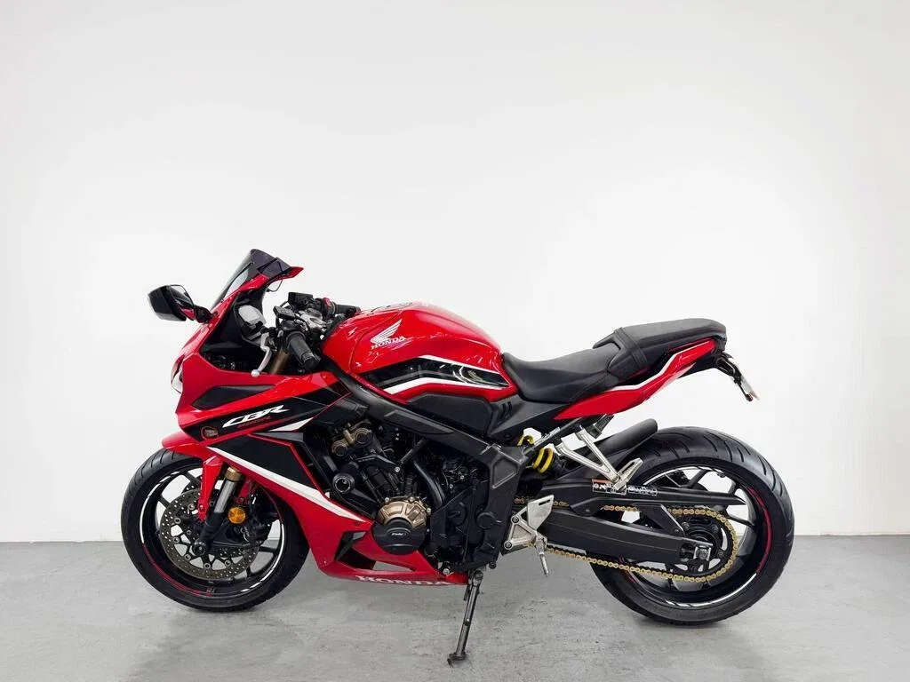 Honda CBR650R