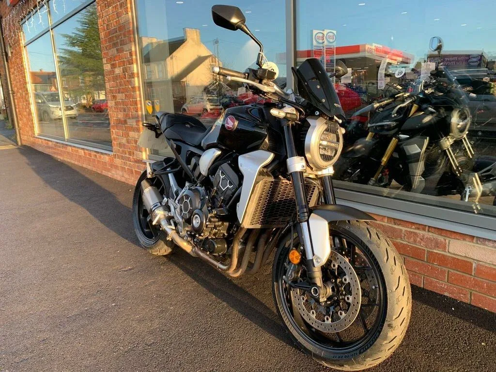Honda CB1000R