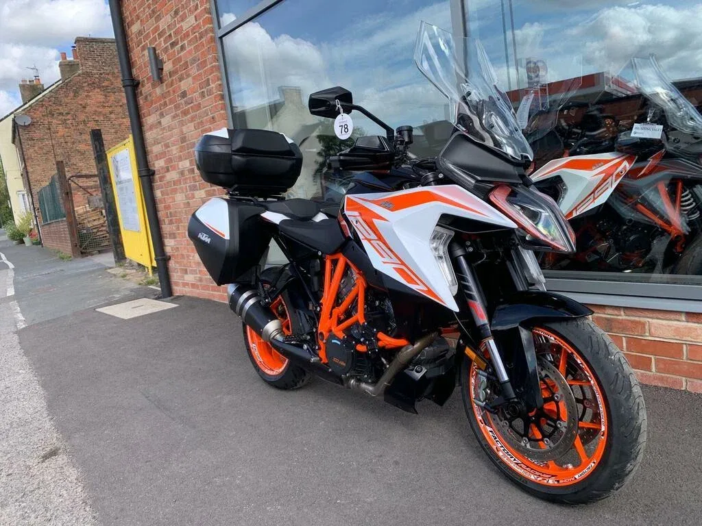 KTM AG 1290 Super Duke GT