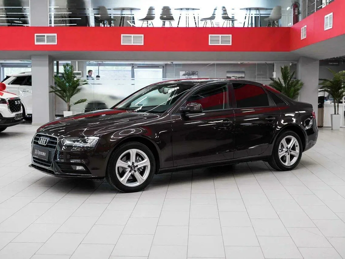 Audi A4 IV (B8) Рестайлинг