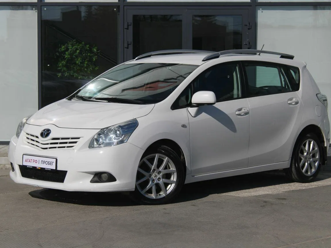 Toyota Verso I