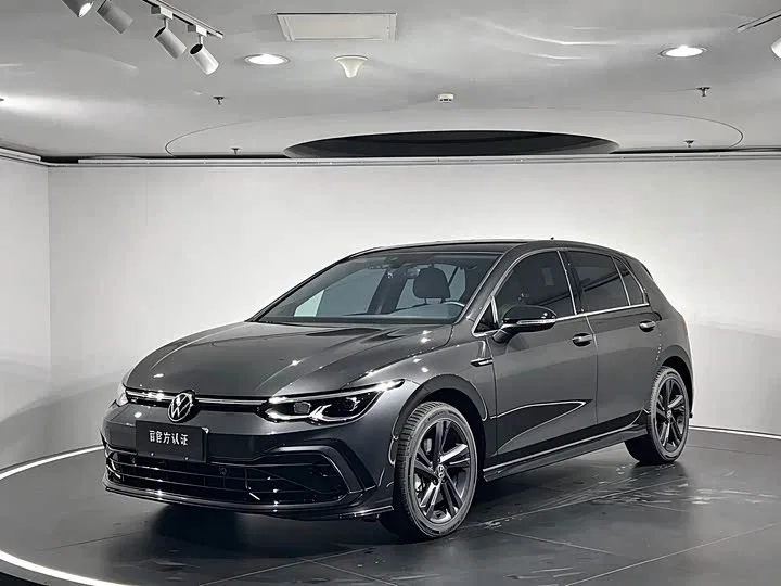 Volkswagen Golf VIII