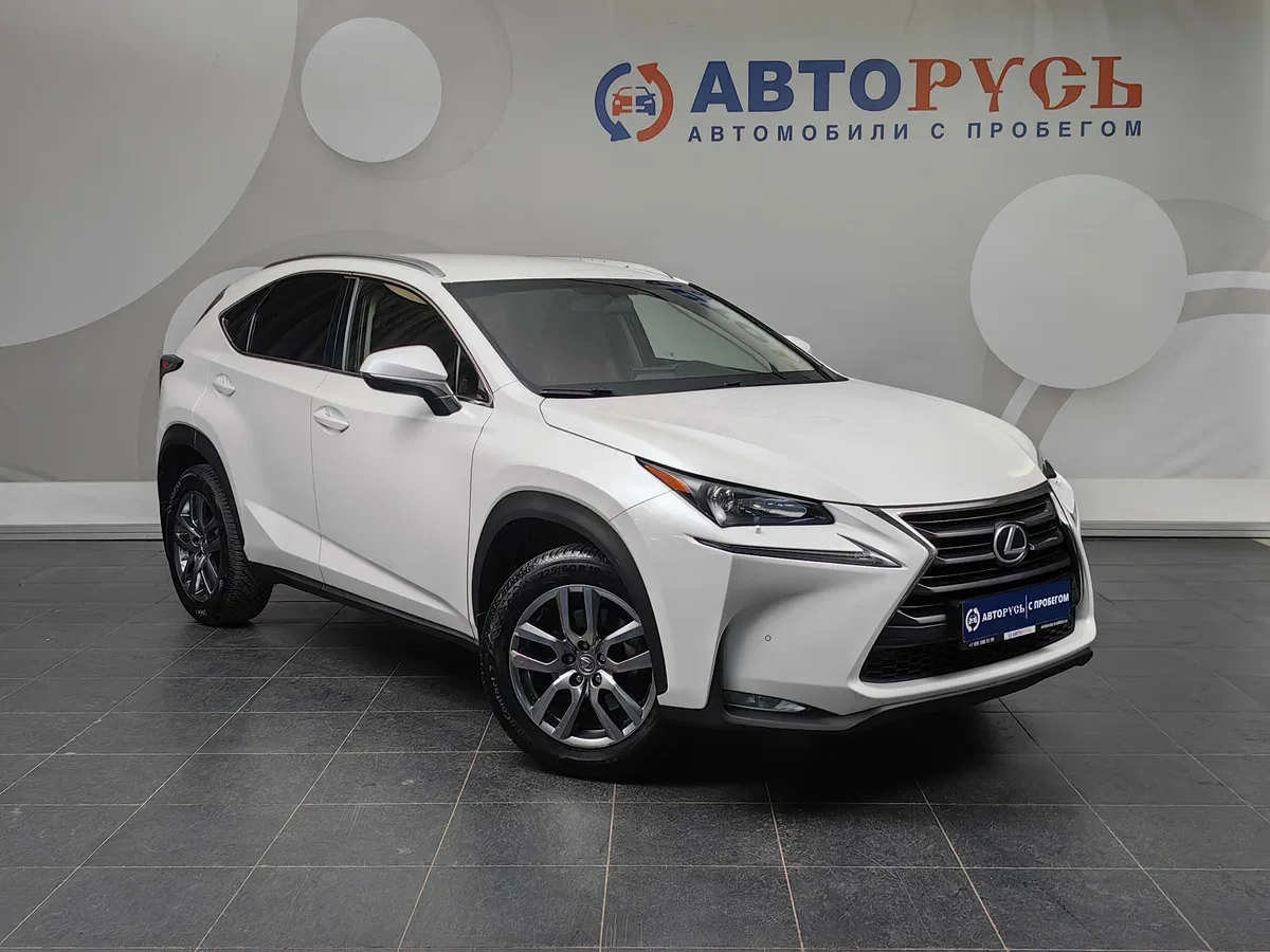 Lexus NX I