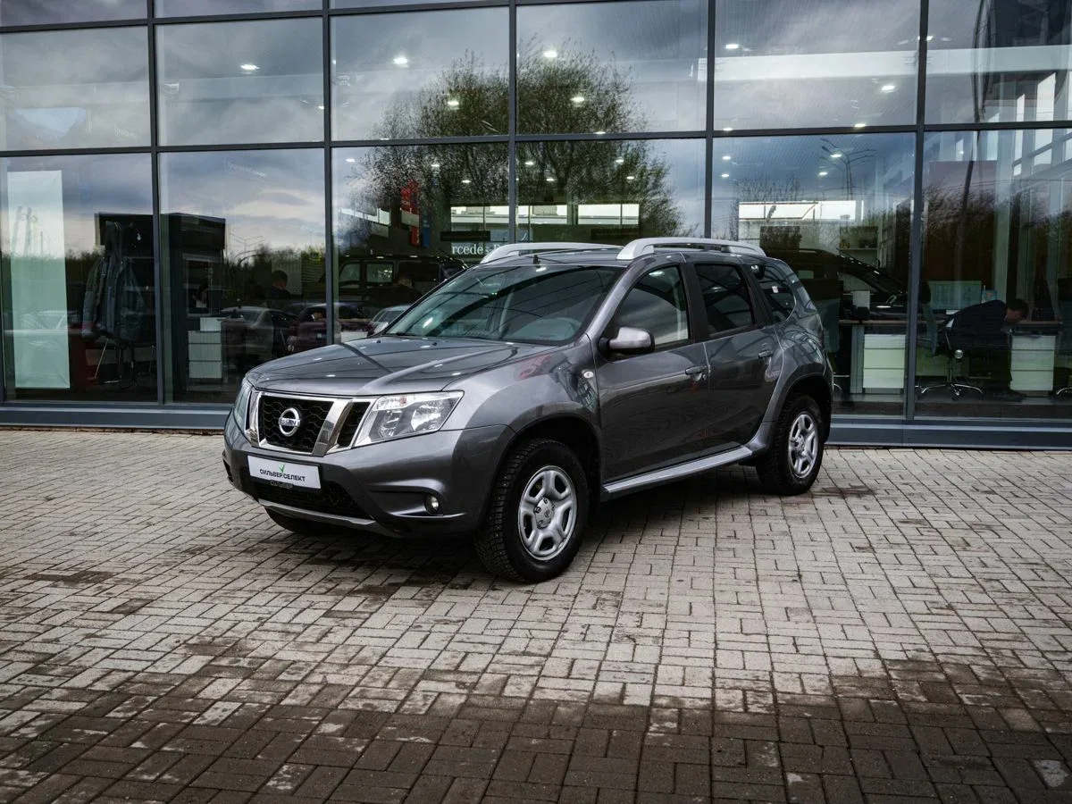 Nissan Terrano III (D10)