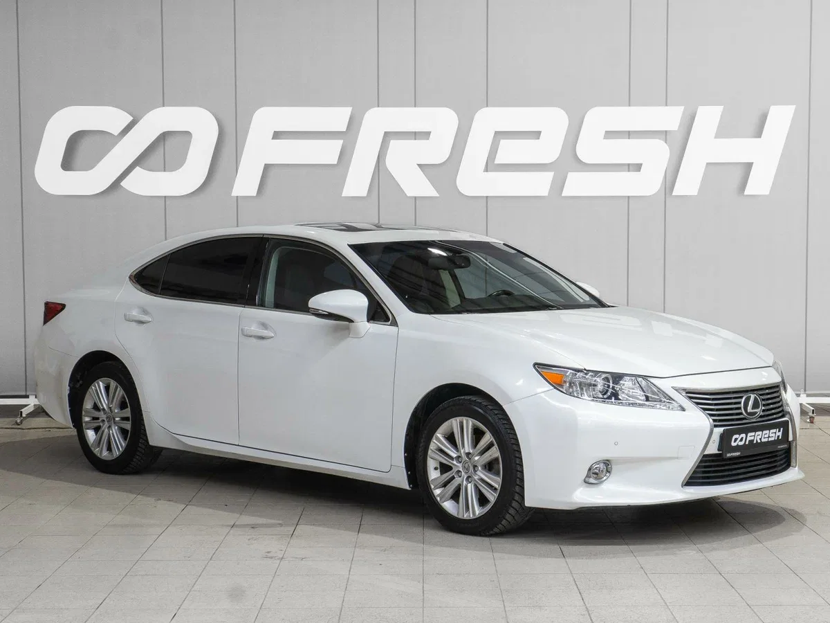 Lexus ES VI
