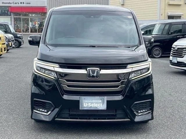 Honda Stepwgn V Рестайлинг