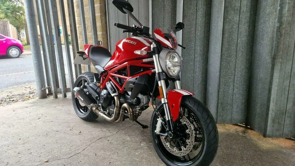 Ducati Monster 797