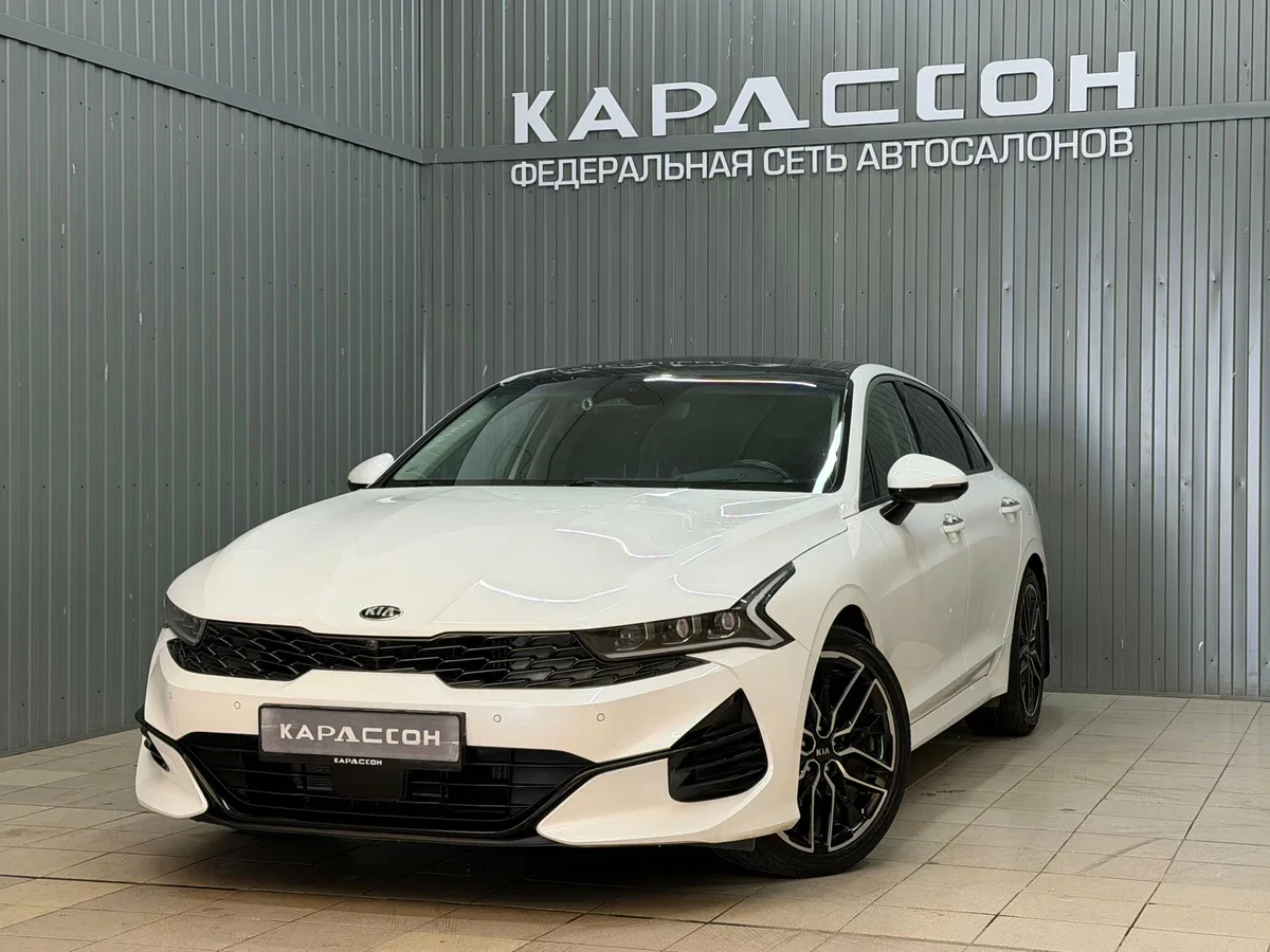 Kia K5 III