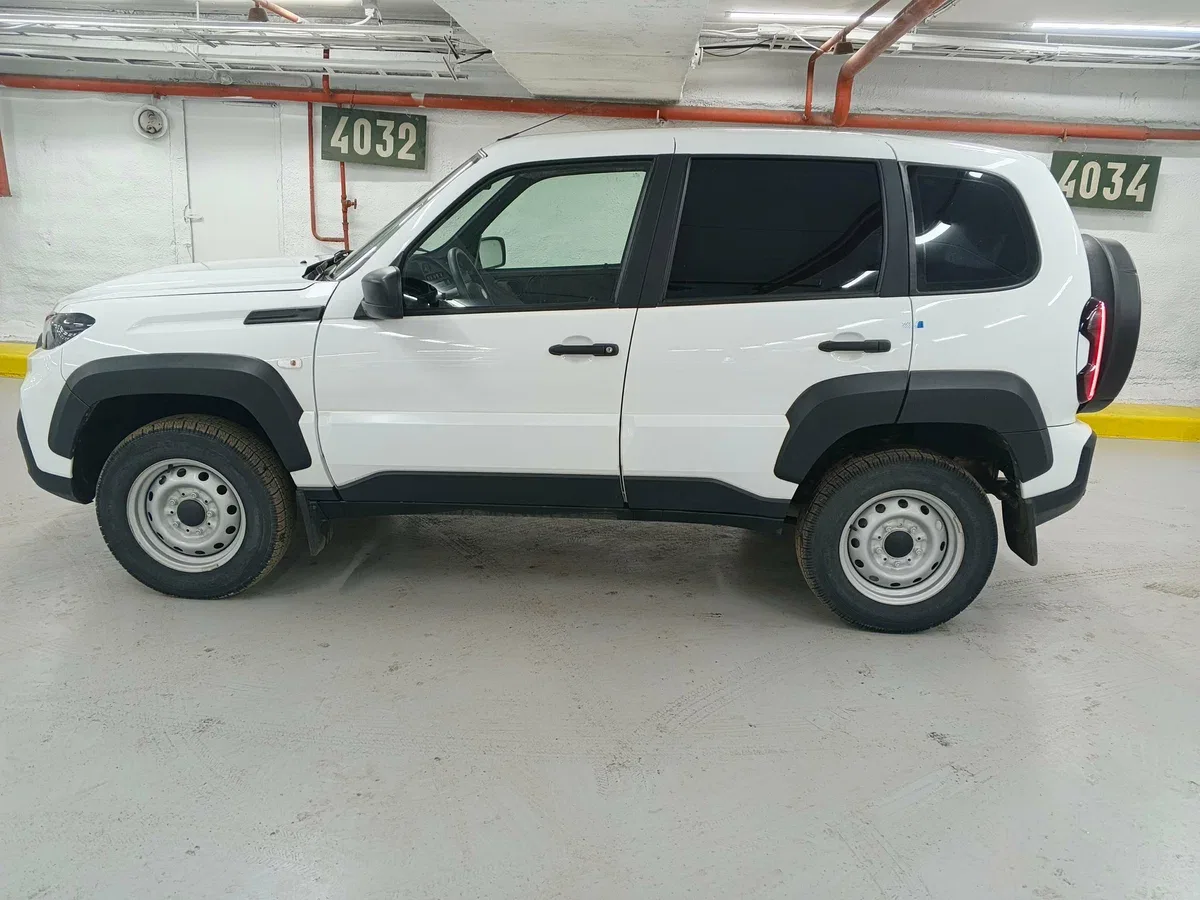 Lada (ВАЗ) Niva Travel I