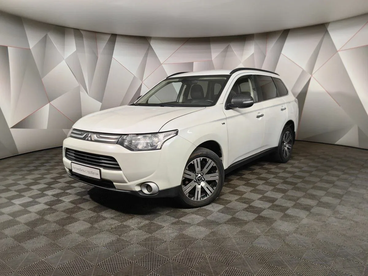 Mitsubishi Outlander III