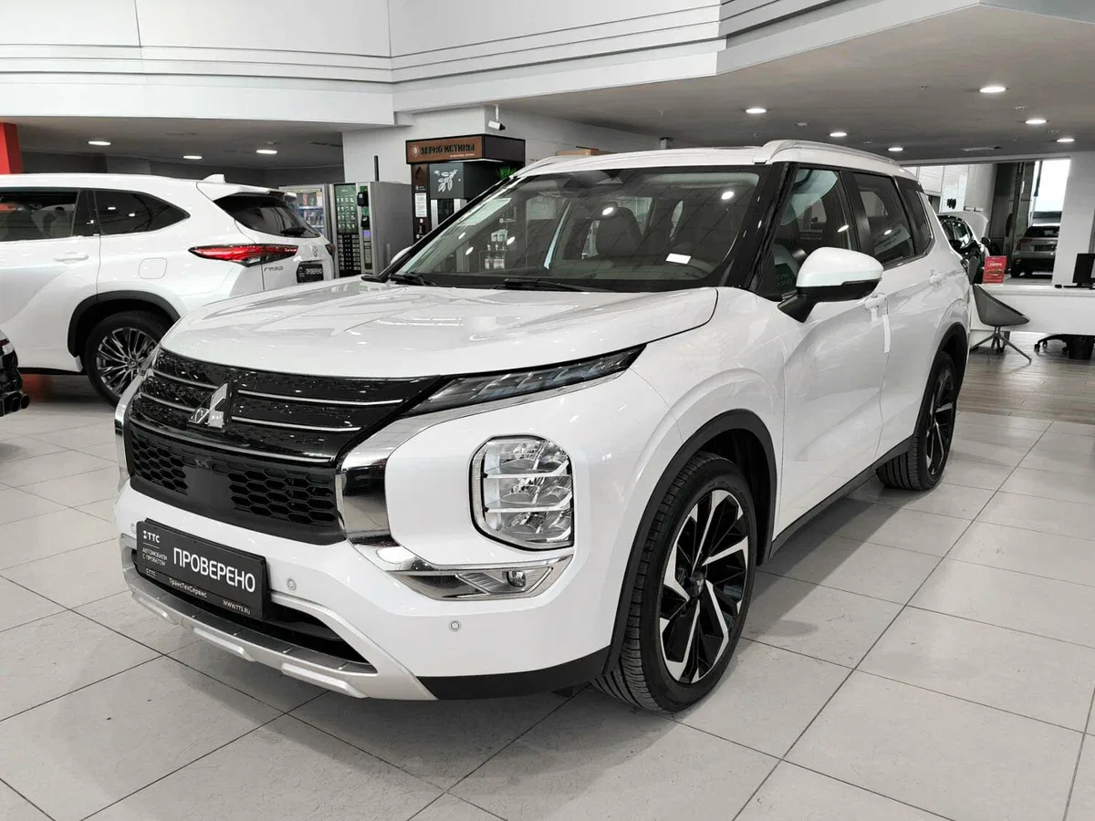 Mitsubishi Outlander IV