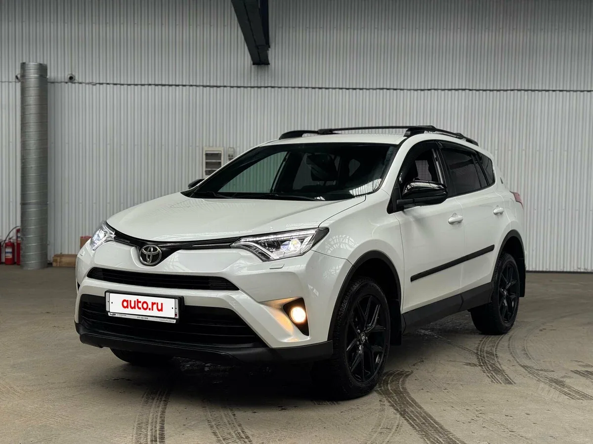 Toyota RAV4 IV (XA40) Рестайлинг