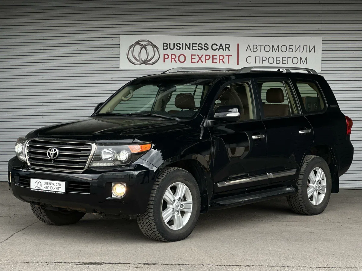 Toyota Land Cruiser 200 Series Рестайлинг 1