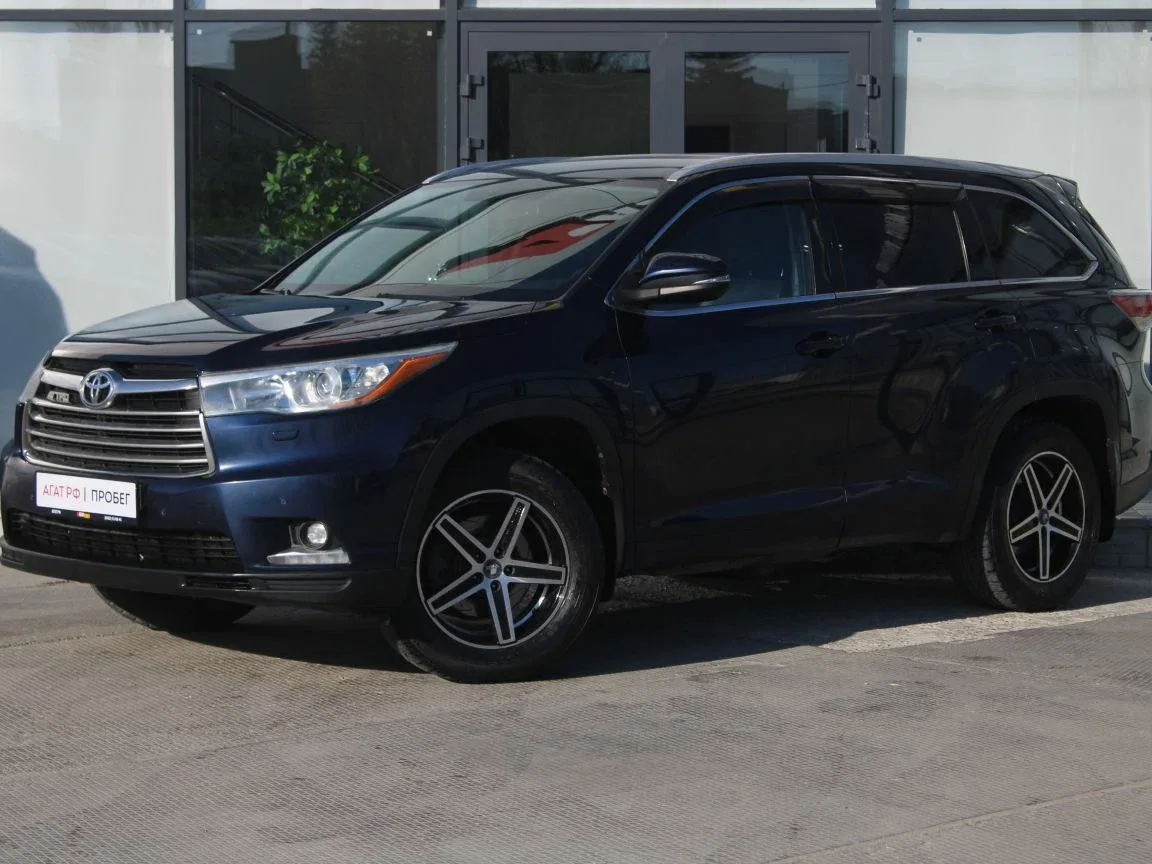 Toyota Highlander III (U50)