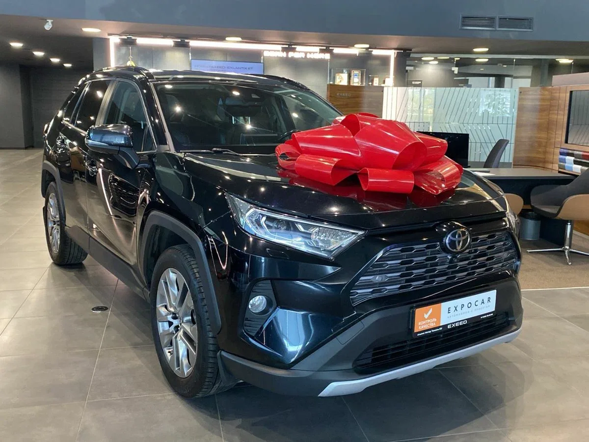 Toyota RAV4 V (XA50)