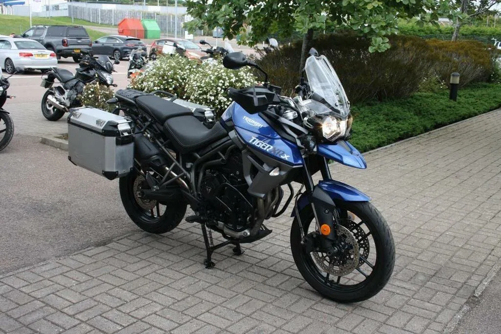 Triumph Tiger 800