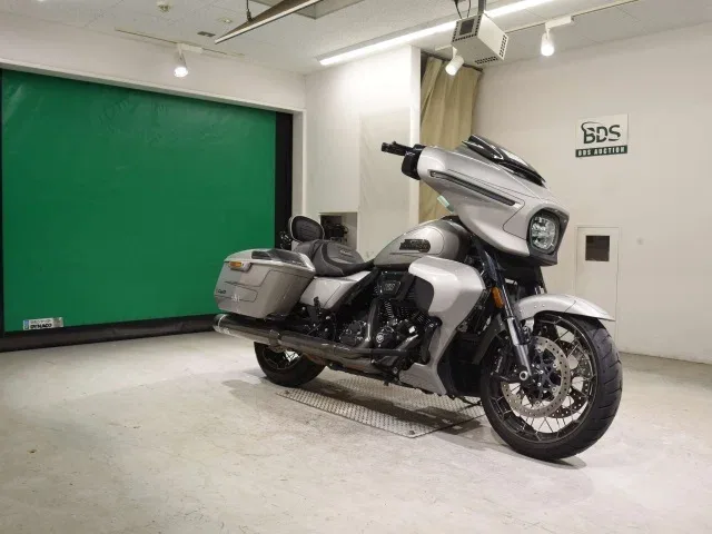 Harley-Davidson CVO Street Glide