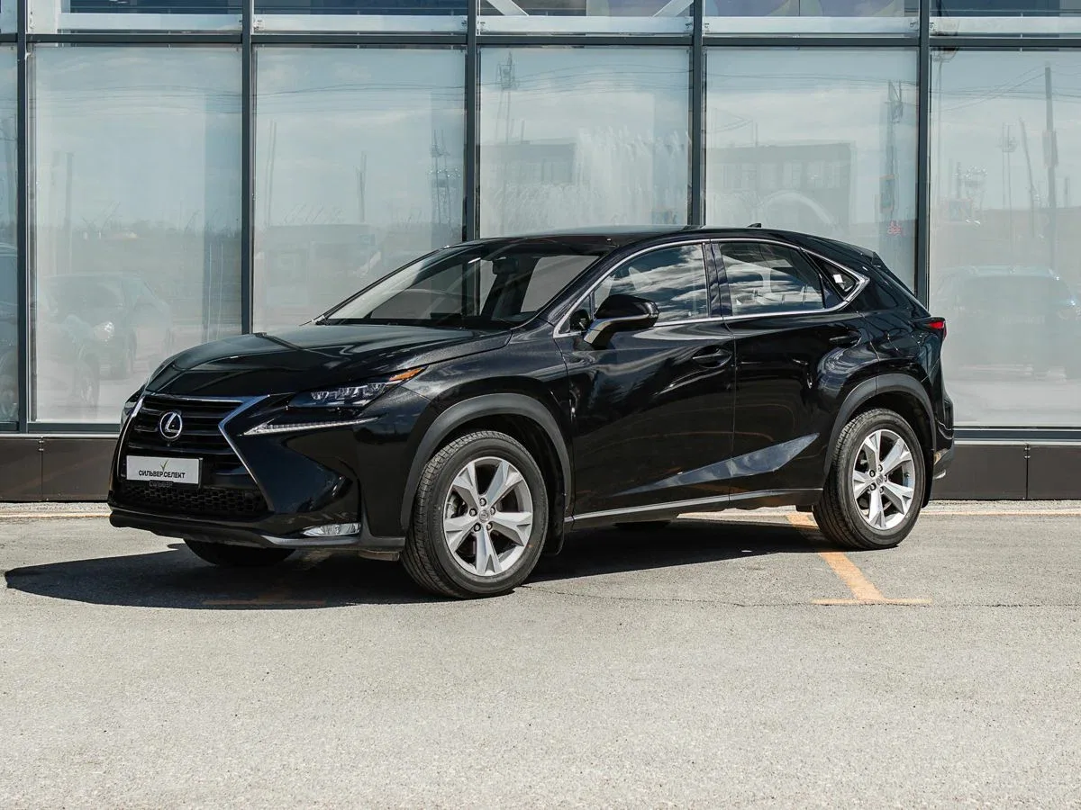 Lexus NX I