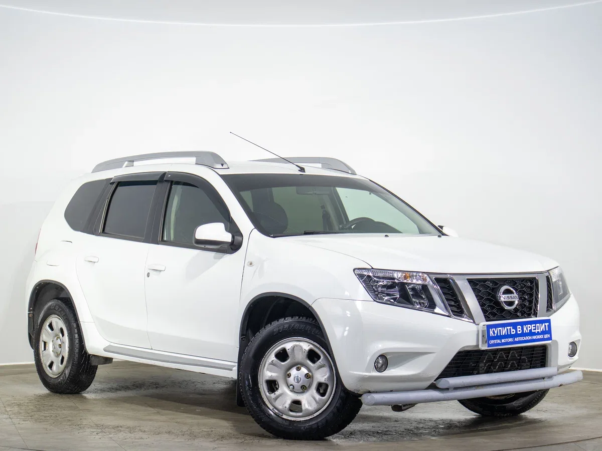 Nissan Terrano III (D10)