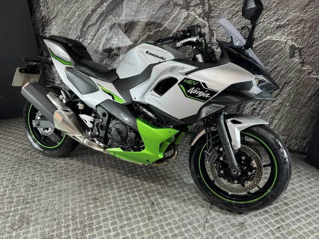 Kawasaki Ninja 7
