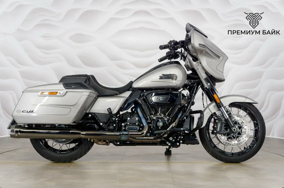Harley-Davidson CVO Street Glide